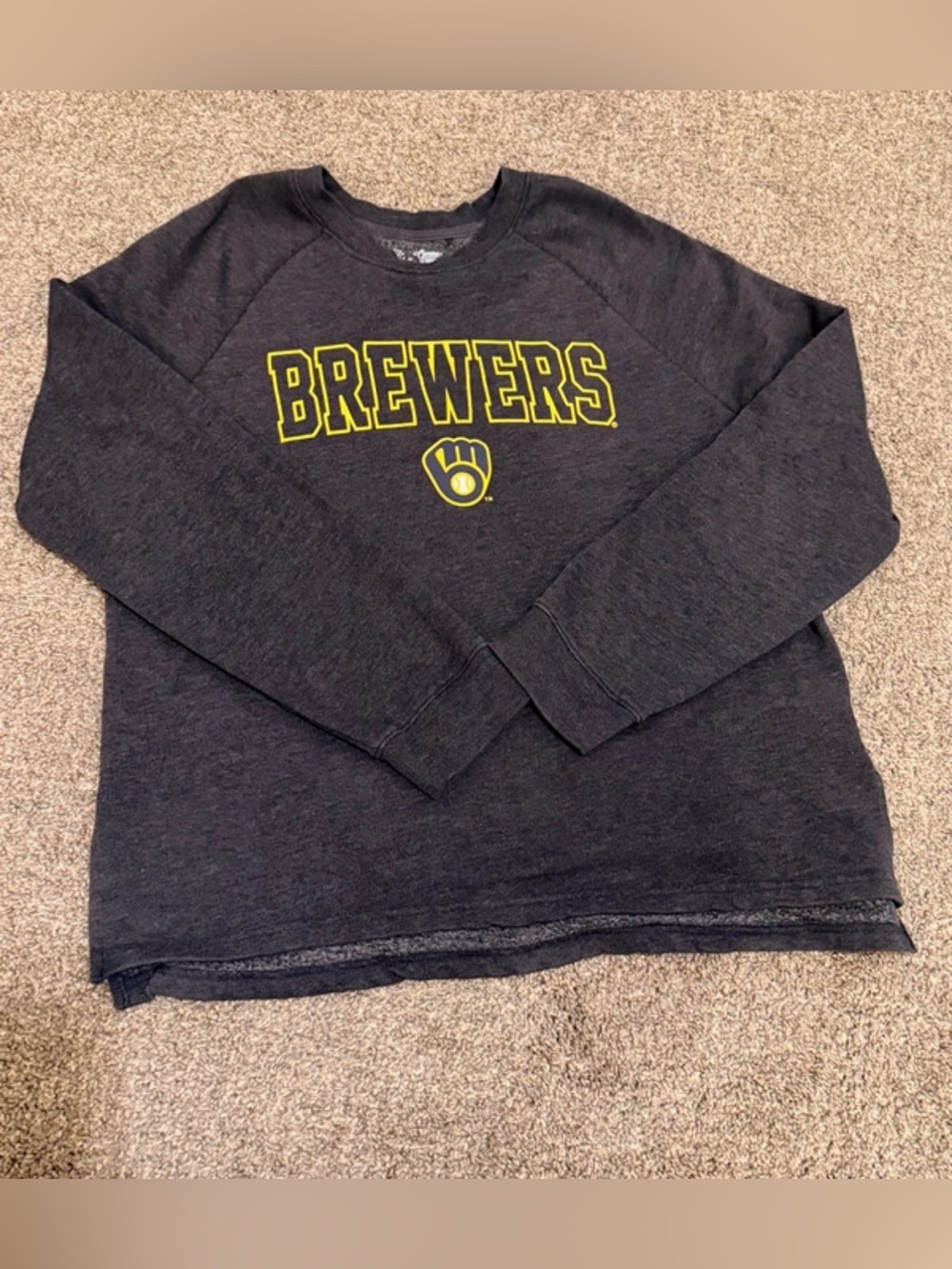 Milwaukee Brewers Women’s Crewneck Sweatshirt Gray Size Medium